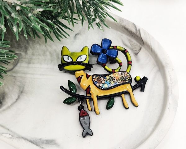 Brooch Cat