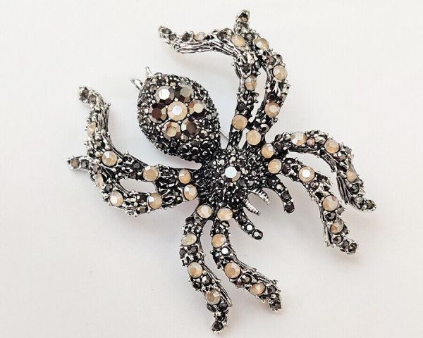 Spider Brooch