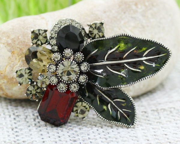 Brooch D079677507250