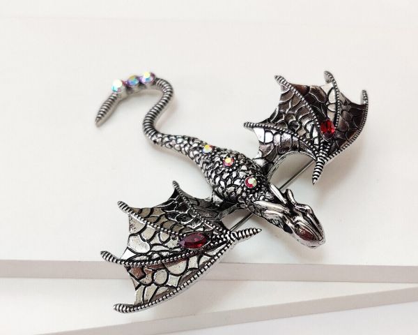 Flying Dragon pendant brooch