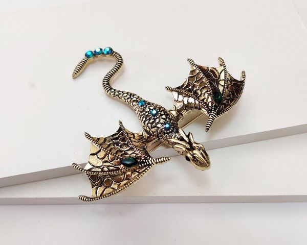 Flying Dragon pendant brooch