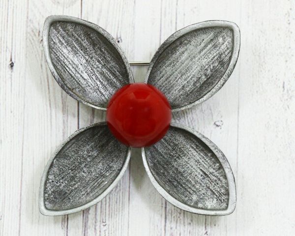 Brooch F557674507150