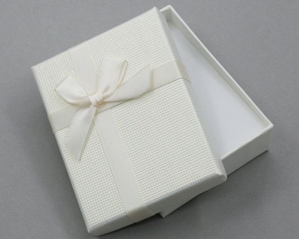 Gift box(8.5*6.5)