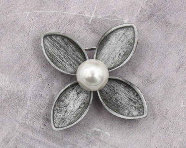 Brooch