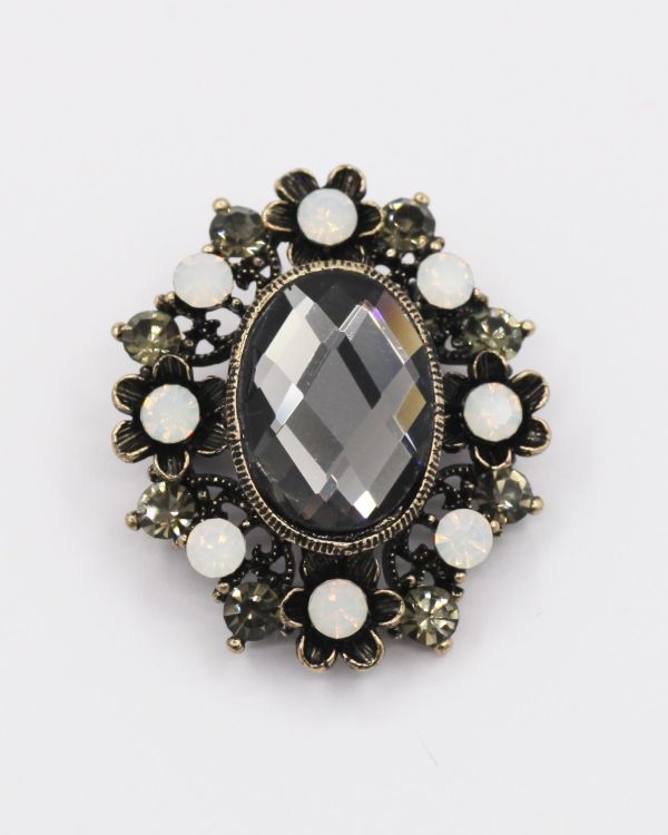 Brooch