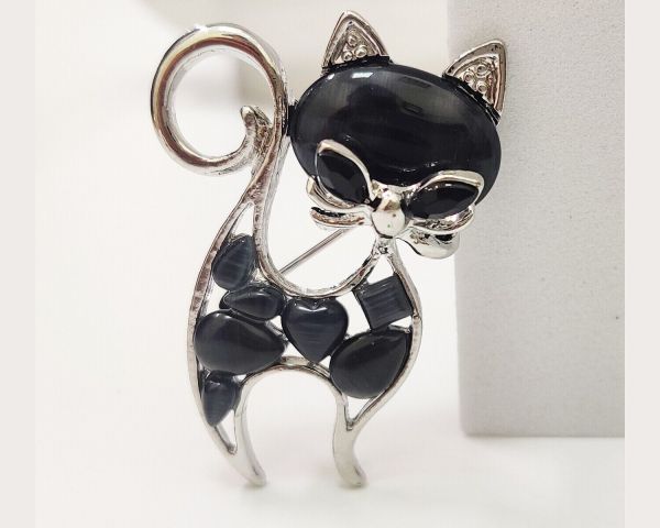 Brooch Cat