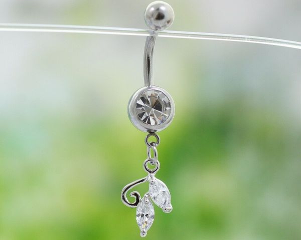 Navel piercing F395